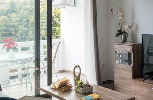 Larnaca Apartment | Happy Stay Apartment - Halefka Court