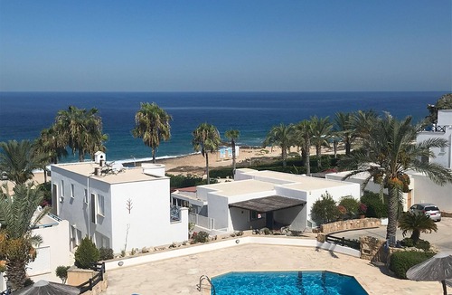 Chlorakas Apartment | Hermes Pool & Beach Studio "SunsetDeluxeCom" New beachfront Mykonos design