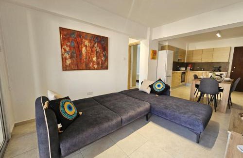 Kiti Apartment | Horizon View 2