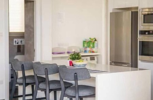 Paralimni House | Hubstay - The Royal Palace | Lux Private Pool
