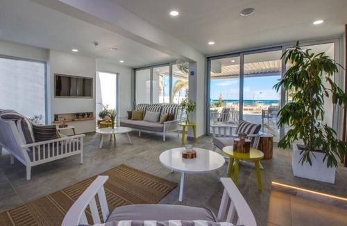 Larnaca Hotel | Island Boutique Hotel