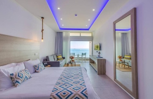 Larnaca Hotel | Island Boutique Hotel
