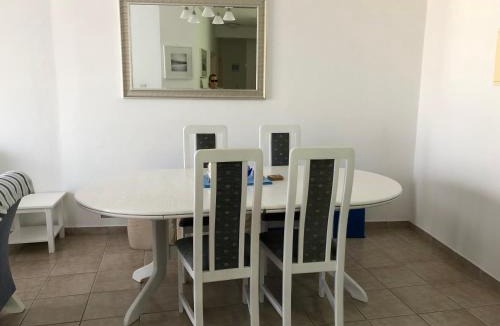 Paphos Apartment | Kings Palace - fabulous pool-side 2 bed apartment