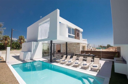 Ayia Napa House | Kube 2