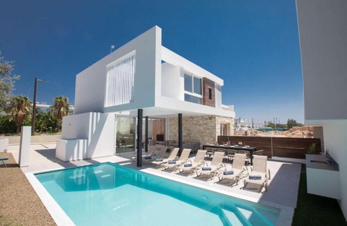 Ayia Napa Villa | Kube 2