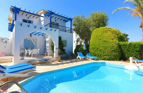 Argaka Villa | Lemon Grove Villa Dio