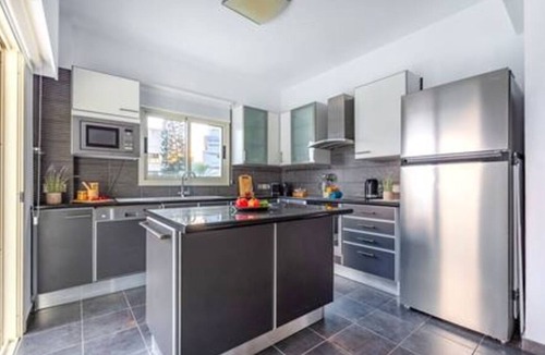 Limassol Apartment | Lena Court - Spacious 3bdr, City Views