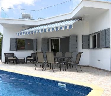 Peyia Town Villa | Leo's Paradise Villa Family Home Away From Home with Large Pool
