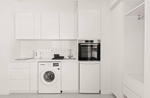 Historical Center Apartment | Limassol Seaside Residences 05