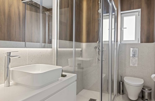 Historical Center Apartment | Limassol Seaside Residences 05