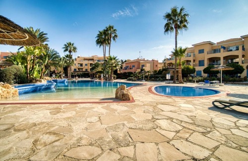 Paphos Apartment | Limnaria Gardens B103