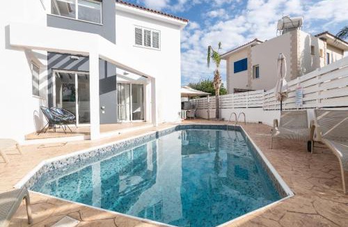 Paralimni Villa | Lindos Villa Ekaterina