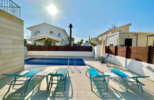 Pyla House | Lovely Pool Villa in Pyla