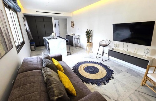 Larnaca City Centre Apartment | Luxurious 2BR Apartment in City Center with Internet