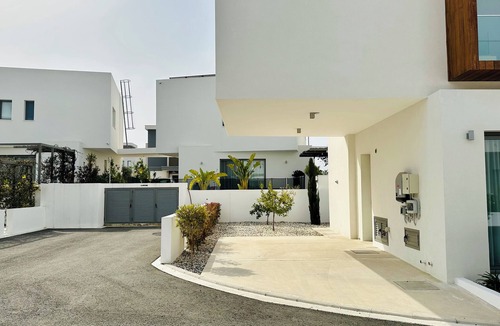 Paphos Villa | Luxury 4 bdr Villa Nerida