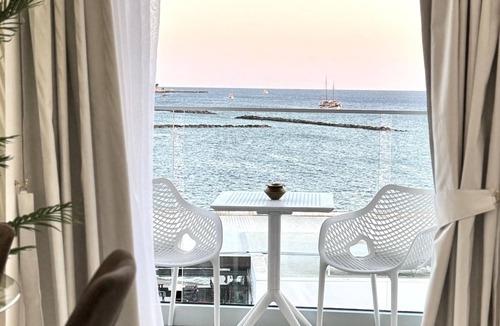 Paphos Apartment | Luxury Apartment at the Harbor