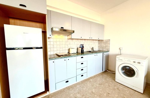 Latchi Apartment | Luxury Studio Apartment –Pool, Harbour- & Mountain View
