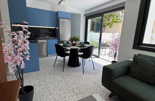 Paphos Apartment | Luxury Two Room Aparment with Terrace 200 Meter to the Sea