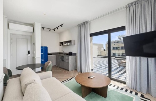 Larnaca City Centre Apartment | Maestro St Lazar Apartments
