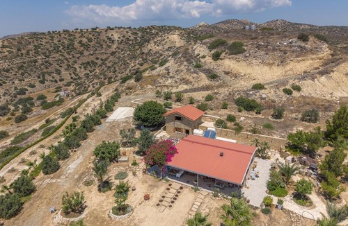 Agios Theodoros Ski Chalet | Margarita's Garden SeaView House in Ayios Theodoros Larnaca