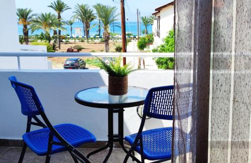 Latsi Apartment | Mediterranean Seaside Authentic Beach House