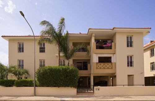 Kiti Apartment | Modern 2BR Apt with Pool & Balcony in Kiti
