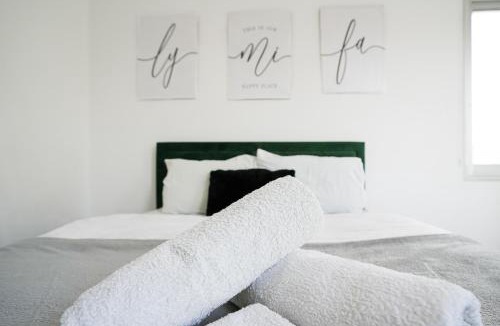 Historical Center Apartment | Modern Apartment Valentino GL144