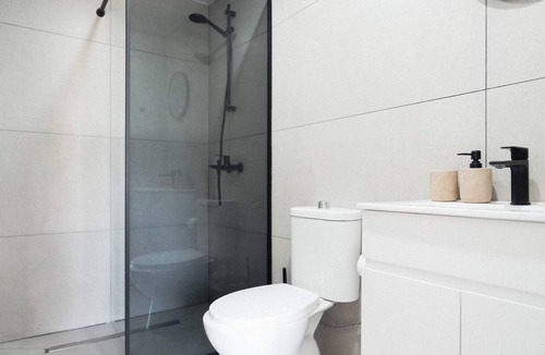 Neapolis Apartment | Modern Central Studio Walk to Beach & Dining