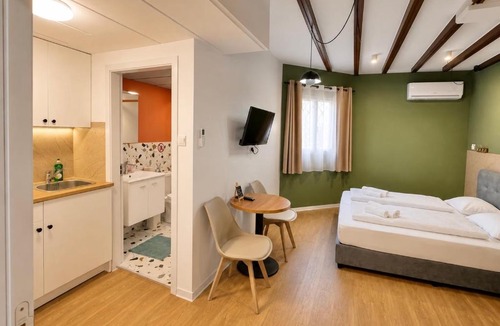 Limassol Apartment | Modern Studio 4 private Kitchenette and Bathroom