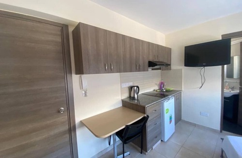 Historical Center Apartment | Modern studio in historic center near beach