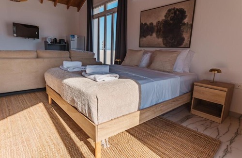 Larnaca Apartment | Modern Studio Loft in Central Larnaca with WiFi
