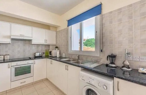 Latchi Apartment | Modern stylish 2 bedroom apartment with communal pool in Neo Chorio Village