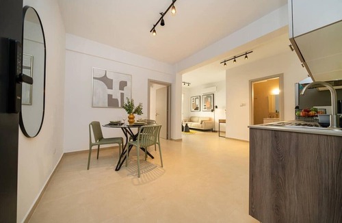 Aglantzia Apartment | New 1 bedroom flat next to university
