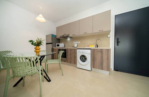 Aglantzia Condo | New 1 bedroom flat next to university