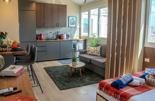 Historical Center Apartment | New Beautiful Loft 4.98 Super Host & Sea Access