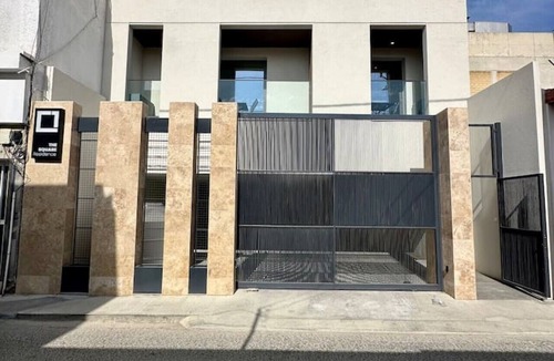 Historical Center Apartment | New Centre Studio with Balcony
