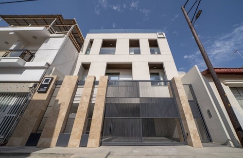 Historical Center Apartment | New deluxe studio in the heart of Limassol