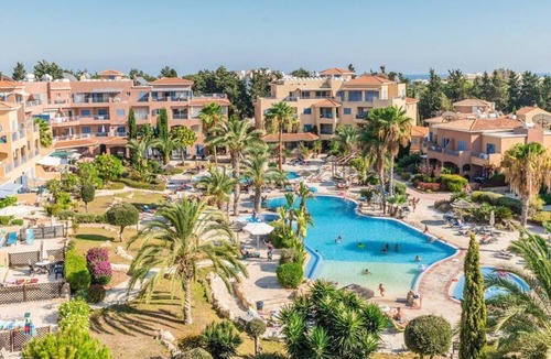 Paphos Apartment | *New* Fantastic Limnaria Gardens 2 Bed Ground Floor Apartment Close to the Beach