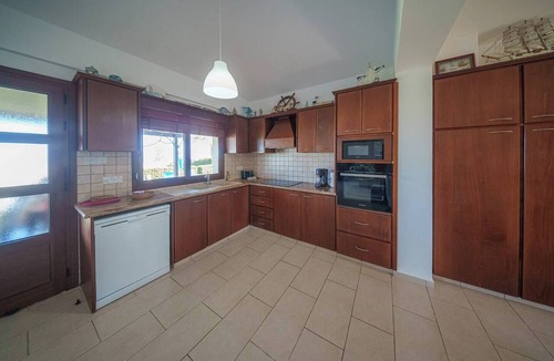 Ayia Marina Chrysochous House | Ocean Breeze-Seafront Villa