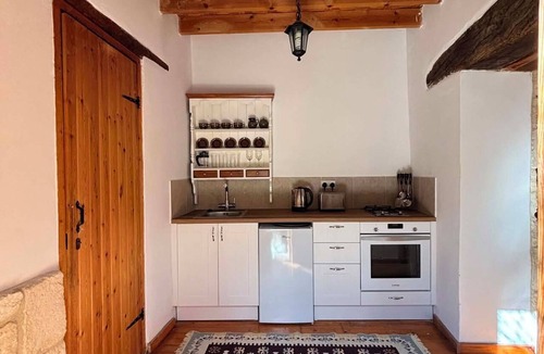 Lemona Cottage | Oleander Stone House. Far from the madding crowd surrounded by nature.