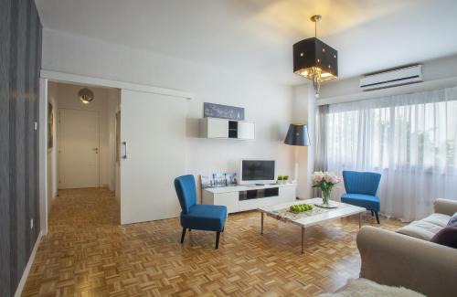City Centre Apartment | Omerou Apartment