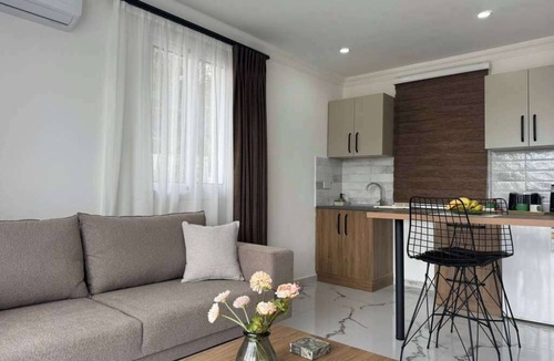 Kyrenia District House | One bedroom Bungalow with pool and mountain views