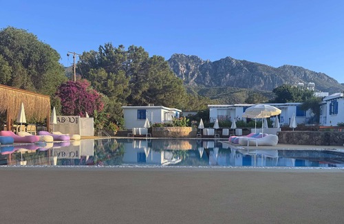 Kyrenia District House | One bedroom Bungalow with pool and mountain views