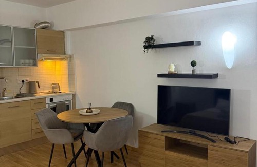 Agios Tychon Apartment | Palatino Studio Apartment Near Beach