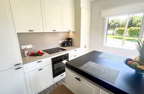Limassol Apartment | Palemisos Sea Breeze Apt & pool, Sleeps 4