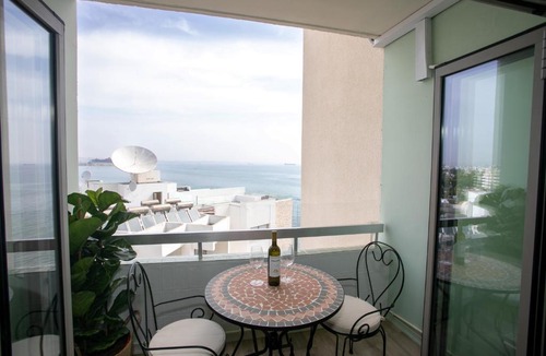 Skala Apartment | Palmove Luxurious Beachfront Apt