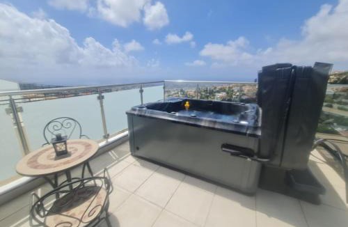 Peyia Town Apartment | Panoramic Holidays - Deluxe 1