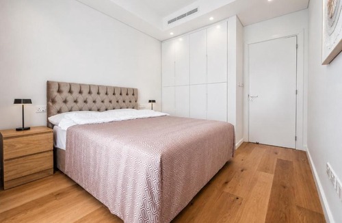Neapolis Apartment | PEARL Premium Suite - 150m Beach & Free Parking