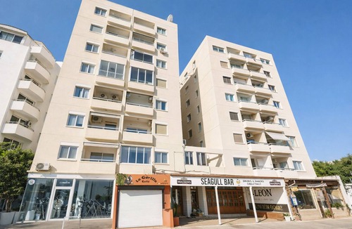 Larnaca Apartment | Perfect seafront 3-bedroom apartment in prime location