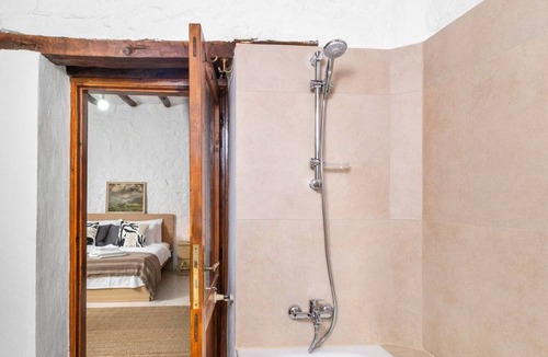 Laneia Cottage | Phaedrus Living: Lania Traditional Cottage